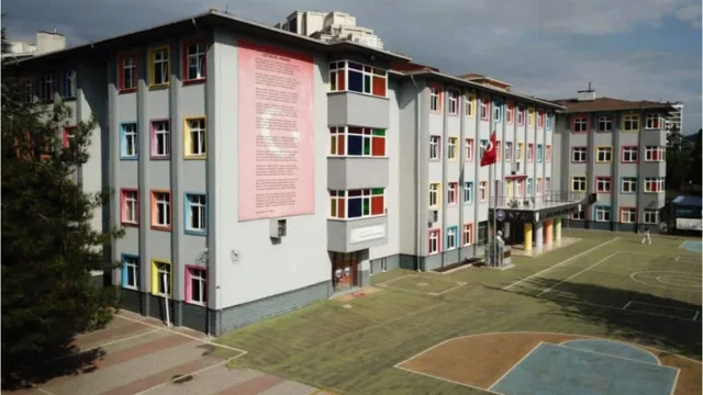 ATAŞEHİR KADRİYE FAIK KOPARAN İLKÖĞRETİM OKULU