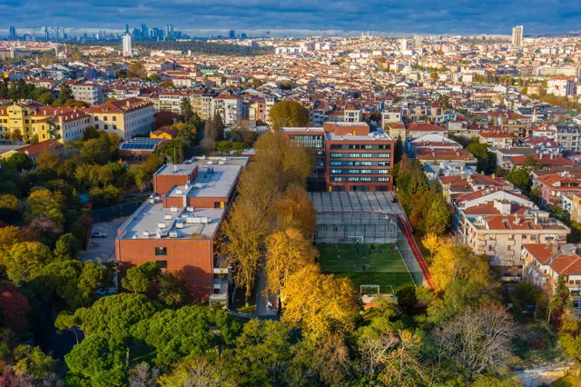 KADIKÖY ANADOLU LİSESİ